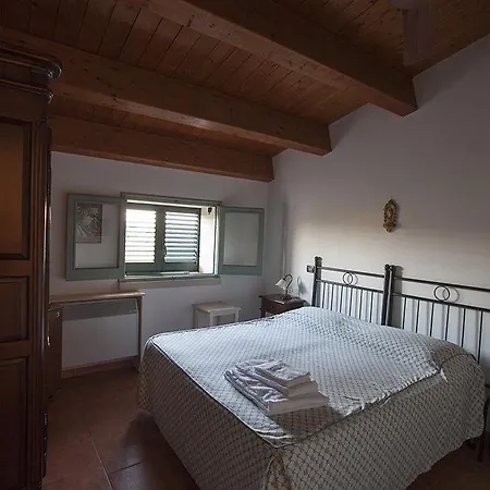 Masseria Montepaolo Dimora Di Charme 4*
